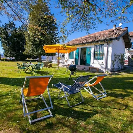 Ca' Bianca By The Lake And Lake Access Apartment